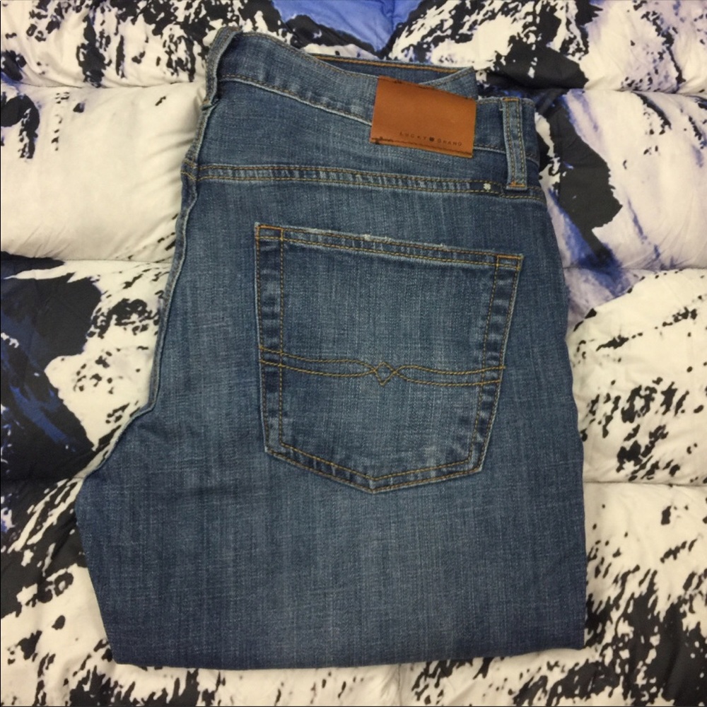 Lucky Brand 221 straight jeans